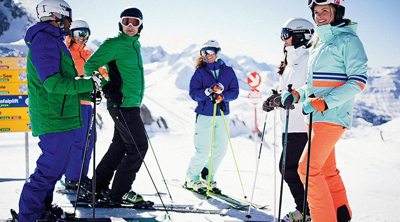 Groupe de skieurs